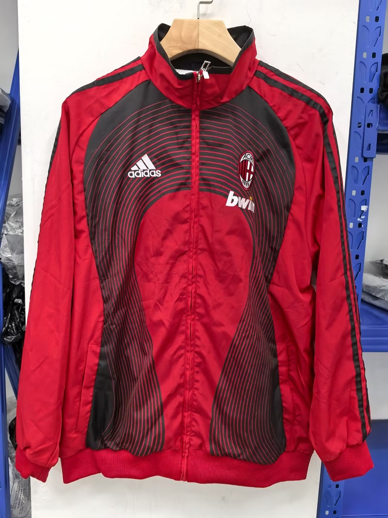 AAA Quality AC Milan 25/26 Retro Model Wind Coat - Red